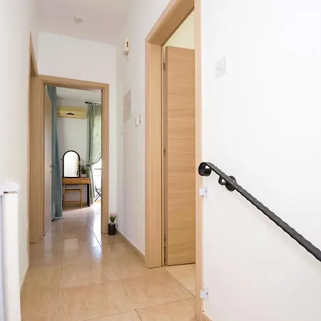 Mandy Villa Protaras