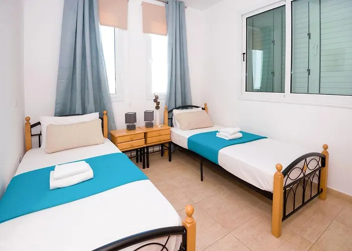 Mandy Villa Protaras